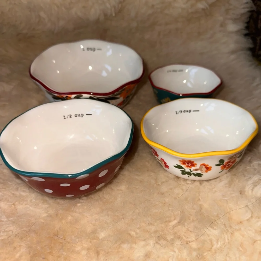 The Pioneer Woman Nesting Measuring Bowls Set Of 4